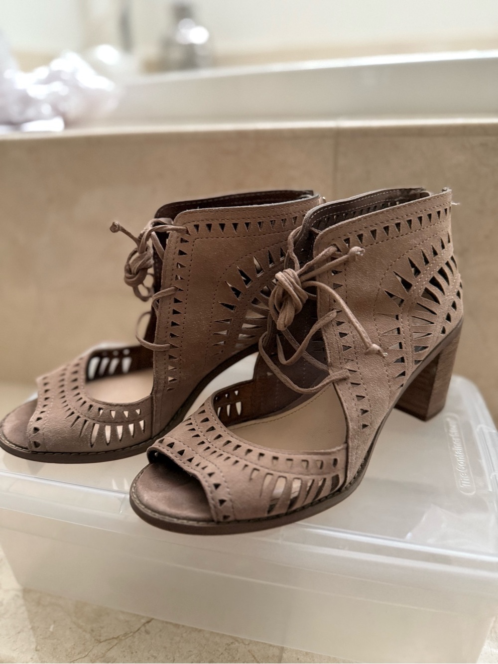 Vince Camuto heel sandals